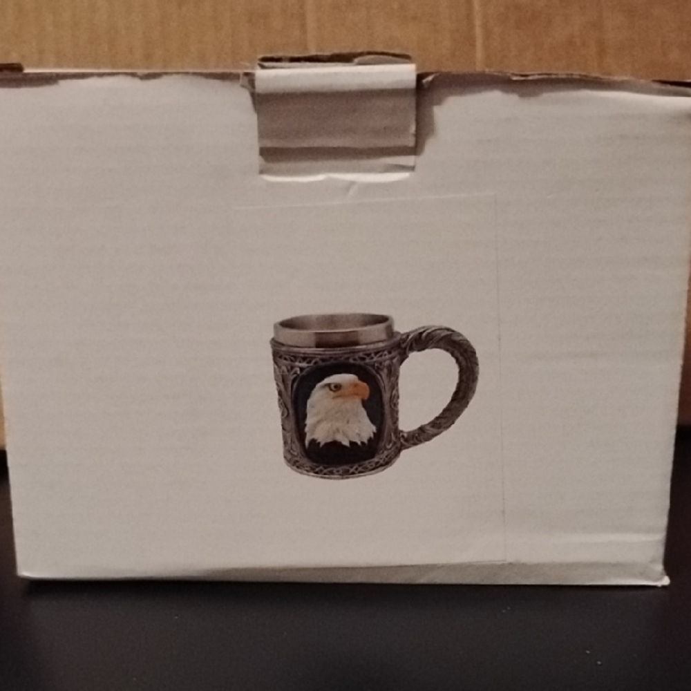 Eagle Design Mug with Handle